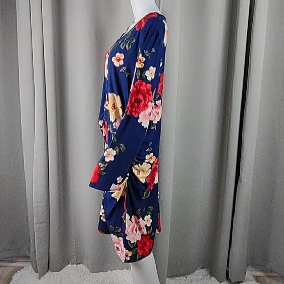 DEREK HEART NAVY BLUE FLORAL DRESS RUCHED SIDES AND FRONT. SIZE 3X - Picture 5 of 14